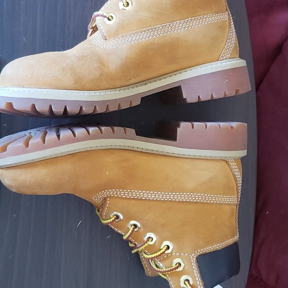 Youth 6-INCH PREMIUM TIMBERLAND BOOTS - Picture 4 of 7